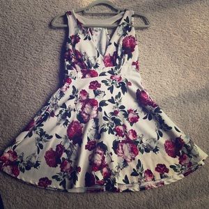 Mini dress floral